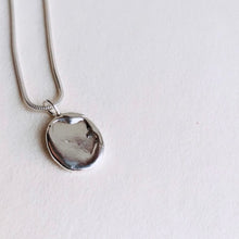 Load image into Gallery viewer, Kipi Necklace
